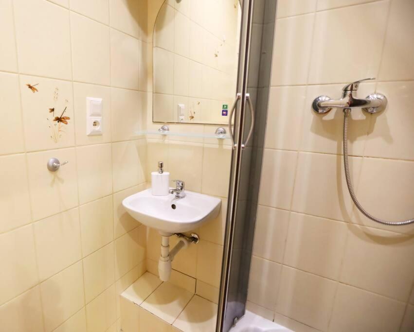 Batorego Cosy Apartment 2 Krakow Exterior photo